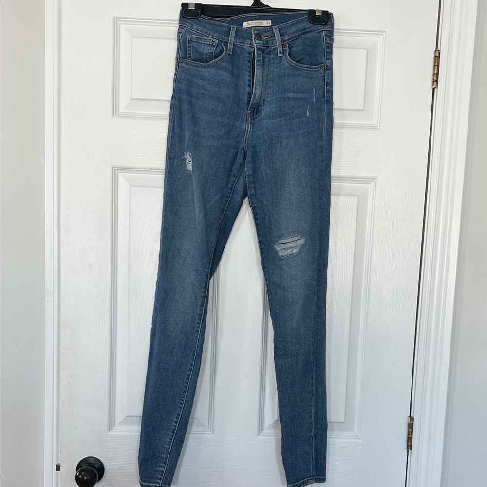 Levi's Classic Blue Skinny Jeans for Women